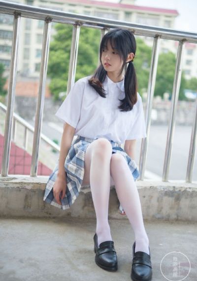 椎名由奈女教师_1080全集免费播放